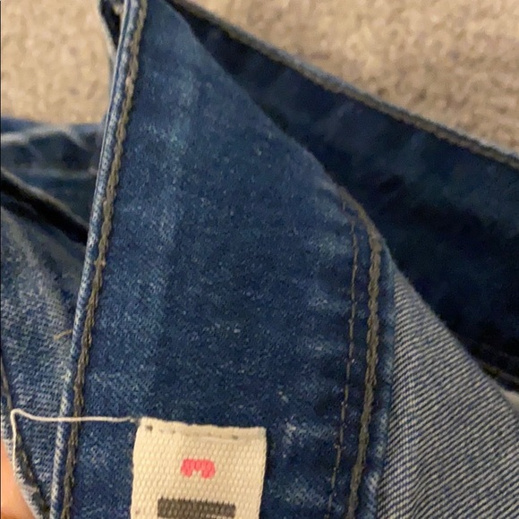 Jeans - Picture 2 of 4